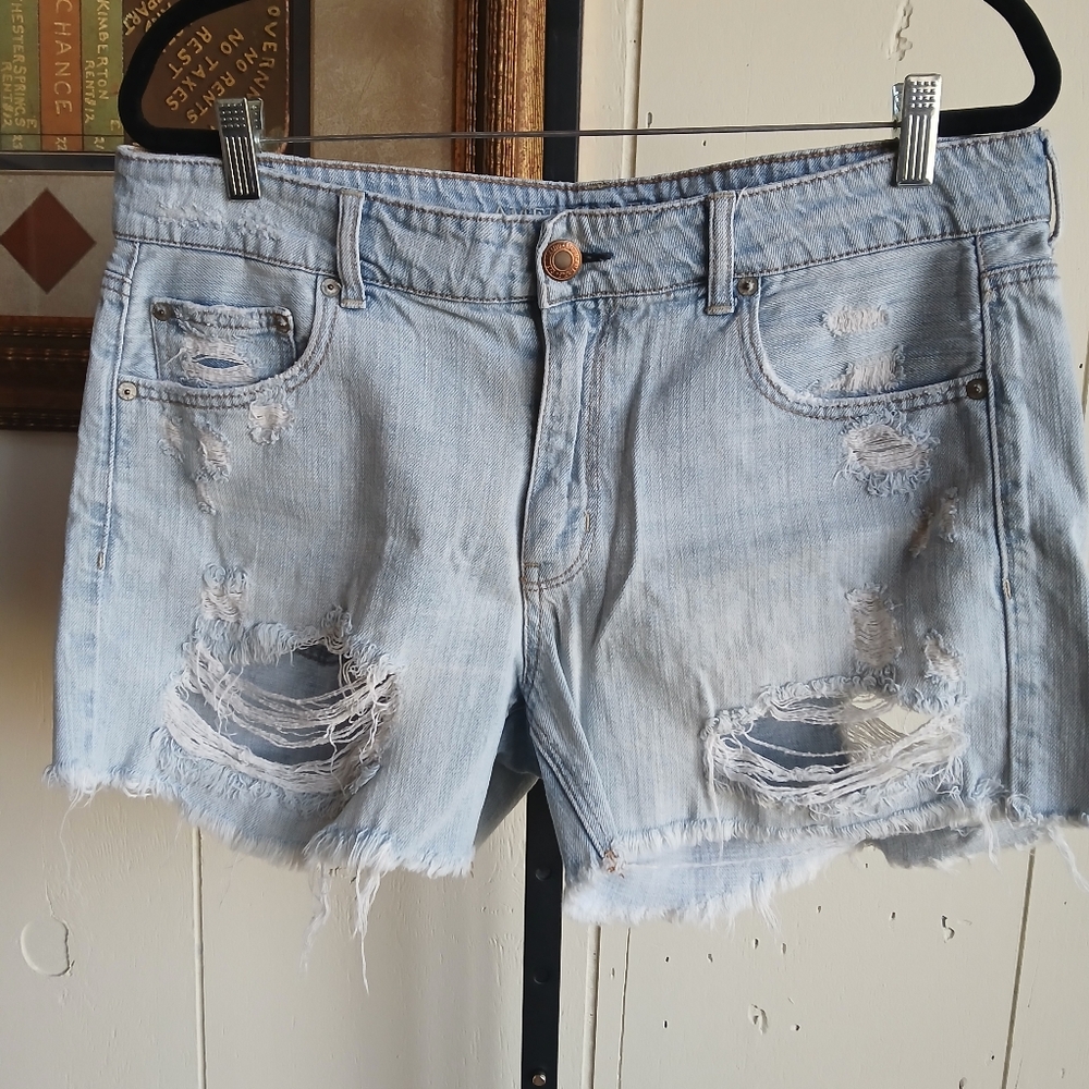 American Eagle Outfitters Light Blue Distressed Denim Shorts